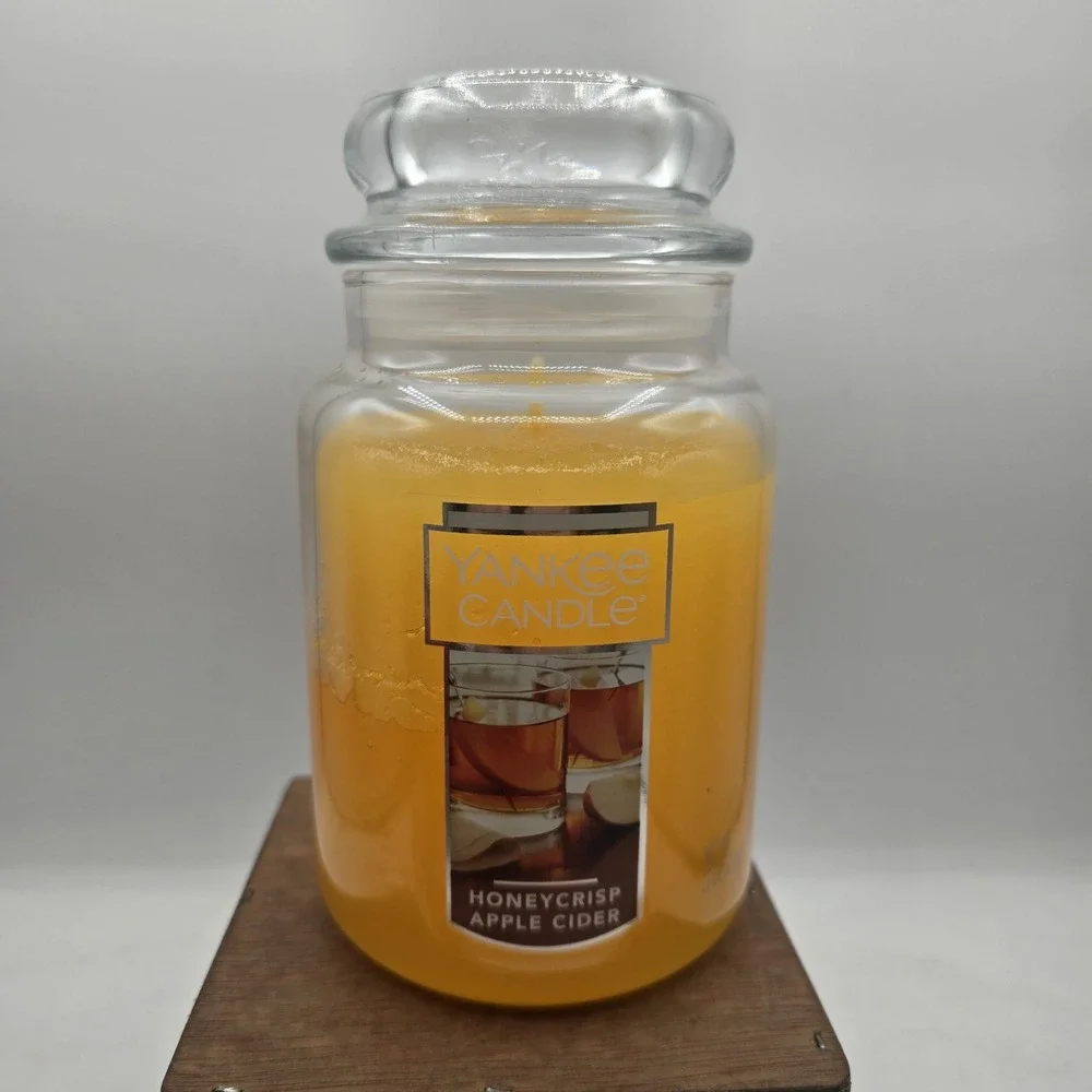 New Yankee Candle Honeycrisp Apple Cider Scented, 22oz Large Jar Single Wick